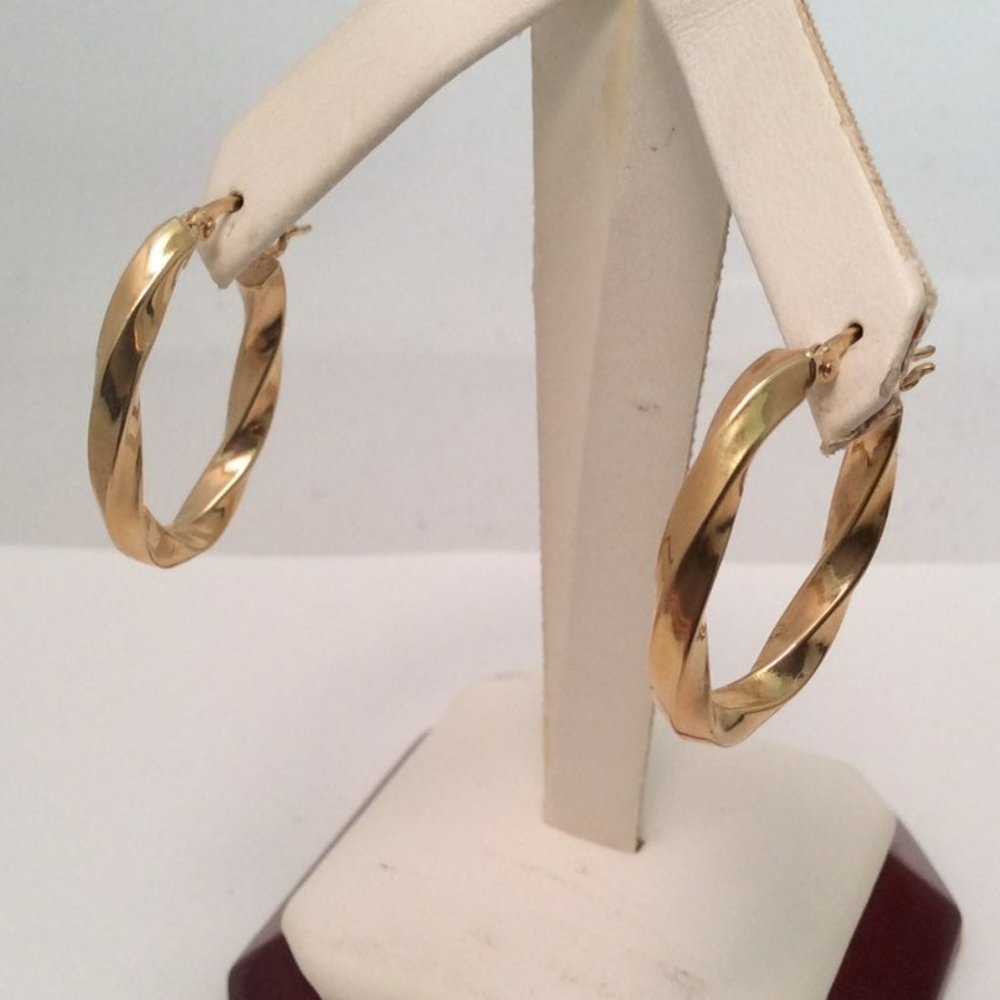 14k Real Solid Yellow Gold Twisted Oval Hoop Earrings